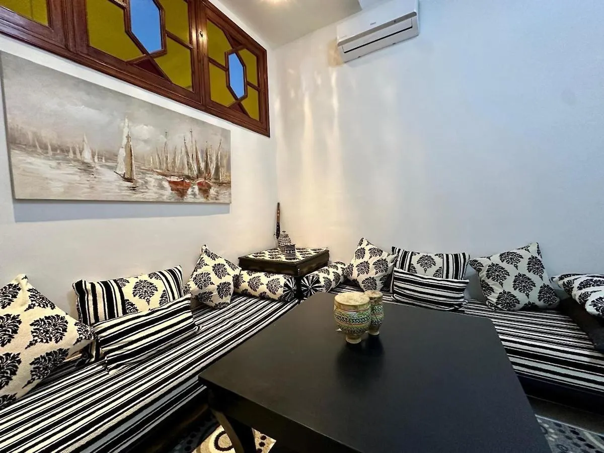 Modern & Chic Duplex Near The Center, Brand New Apartment Marrakesh 0*,  Morocco