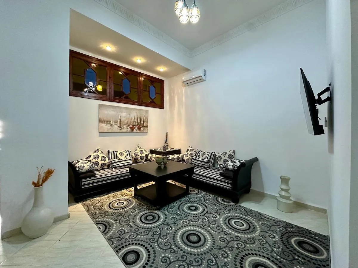 Modern & Chic Duplex Near The Center, Brand New Apartment Marrakesh