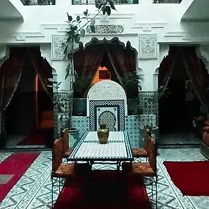 Tiziri Hotel typu riad